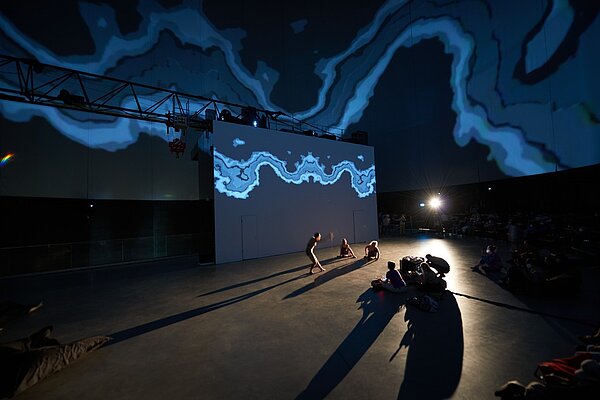 Pressefoto-Folkwang-Loops-Visiodrom-2-c-Claudius-Lazzeroni.jpg