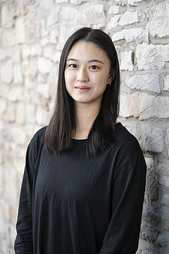 Yun-Ru Lee 